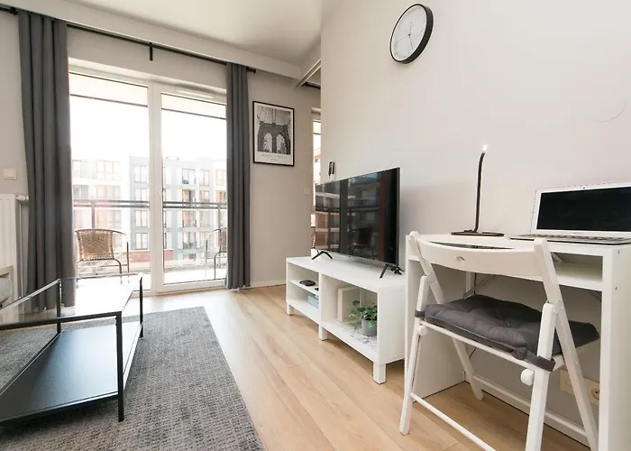 Main Trainstation One Bedroom Ac P4You Pl