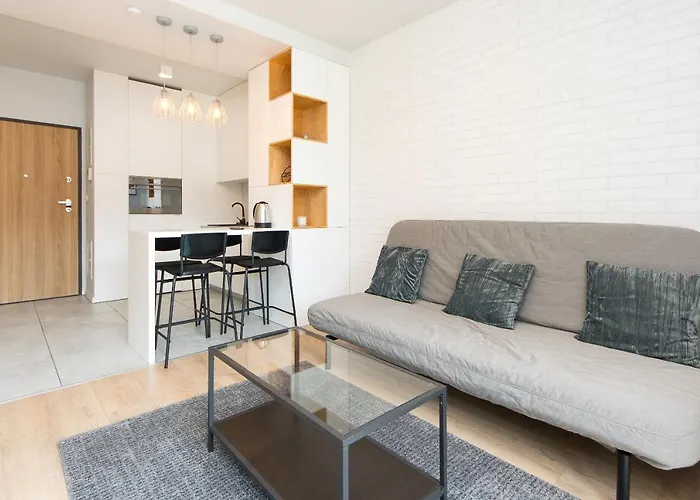Main Trainstation One Bedroom Ac P4You Pl